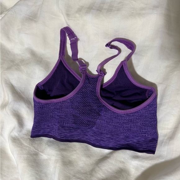 Old Navy Purple Ruched Sport Bra - size small - Picture 2 of 3